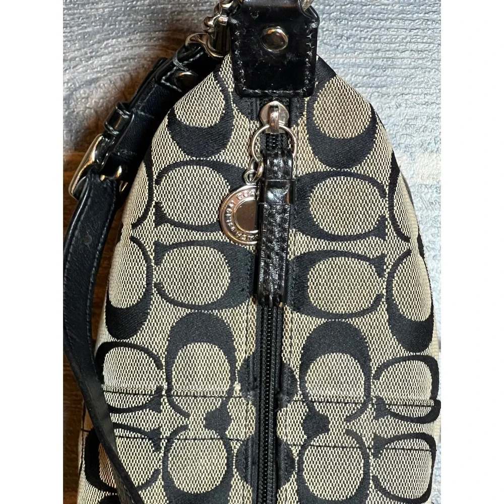 Coach Signature C‎ Canvas Legacy Trim Hobo Shoulder Bag Purse Cosmetic 41642 Y2K